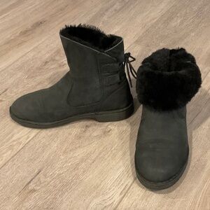 UGG Naiyah Black Suede Boot Size 6.5 EUC